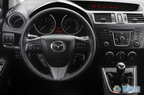 歐版車型上的6速手動(dòng)變速箱沒有出現(xiàn)在美版車型上